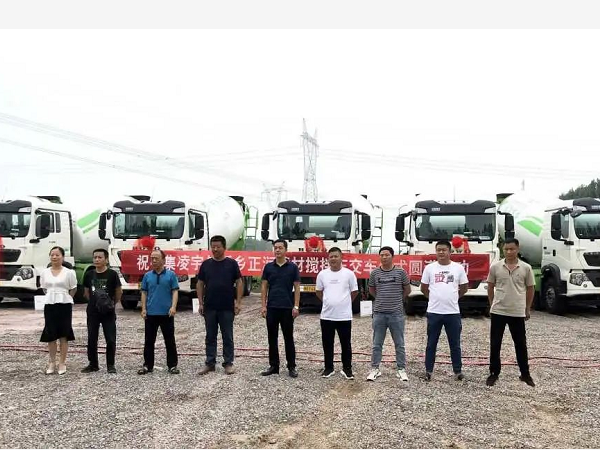 這一客戶1月內連訂16臺，這款攪拌車到底有什么魔力……