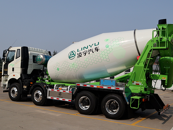 【2022“超虎想象”】凌宇全新智能攪拌車，震撼出場！