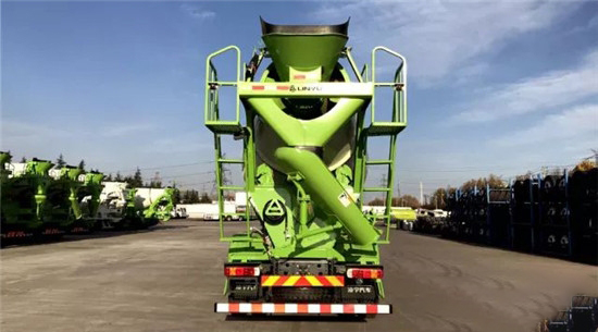 中集凌宇新一代智匯版攪拌車，劍指2018市場